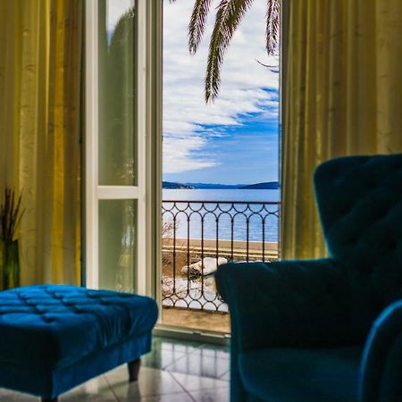 Holiday Home Obrov Каштела Экстерьер фото