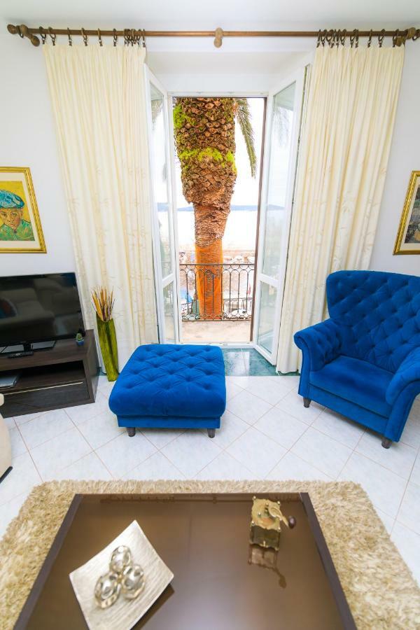 Holiday Home Obrov Каштела Экстерьер фото